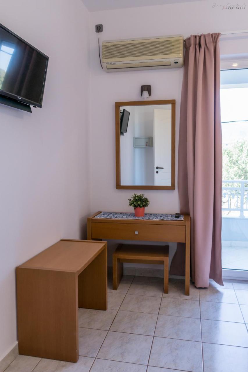 Sotirios Apartments Kárpathos Eksteriør bilde